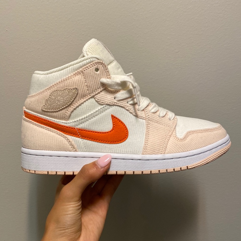 air jordan 1 mid se “Corduroy”